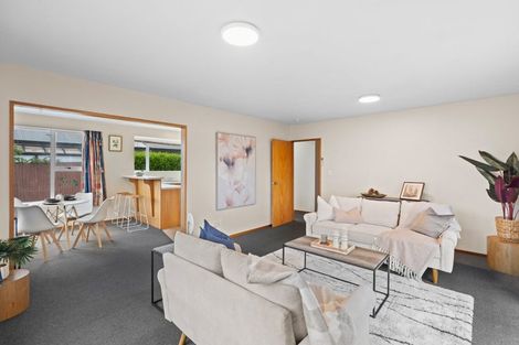 Photo of property in 2/35 Peverel Street, Riccarton, Christchurch, 8041