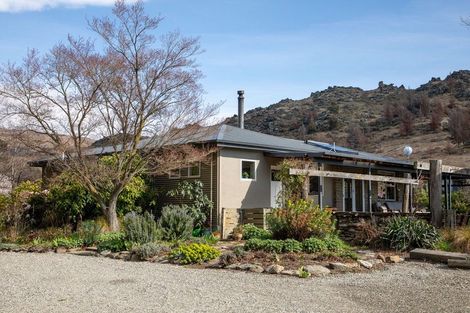 Photo of property in 58 Hawley Road, Blackmans, Alexandra, 9391