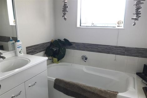 Photo of property in 7 Grangewood Close, Favona, Auckland, 2024