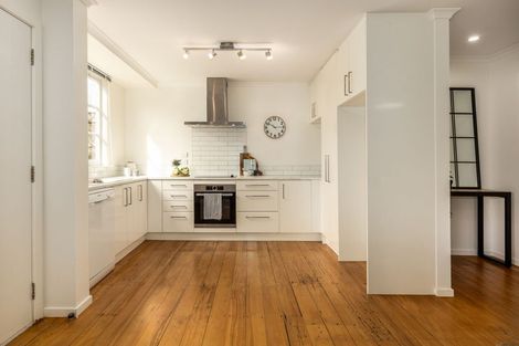 Photo of property in 124a Seaview Road, Paraparaumu Beach, Paraparaumu, 5032