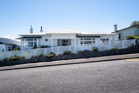 Photo of property in 42 Simla Terrace, Hospital Hill, Napier, 4110