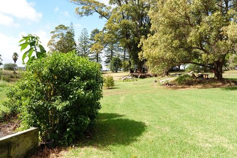 Photo of property in 3403 South Head Road, South Head, Helensville, 0874