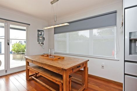 Photo of property in 322 Karaitiana Street, Frimley, Hastings, 4120