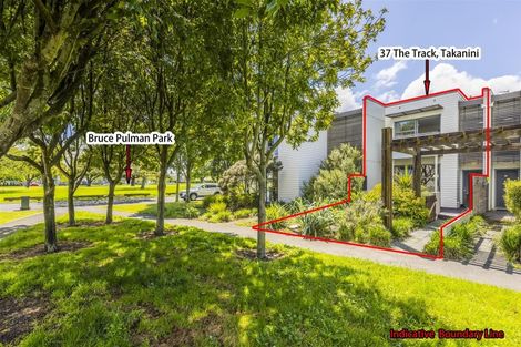 Photo of property in 37 The Track, Takanini, 2112