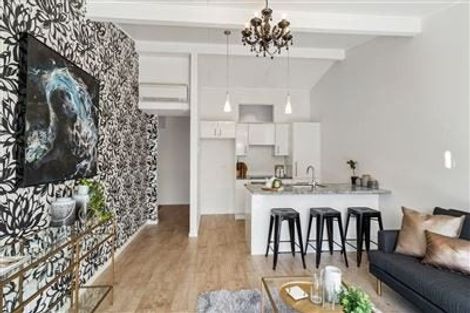 Photo of property in 2/32 Abberley Crescent, St Albans, Christchurch, 8014