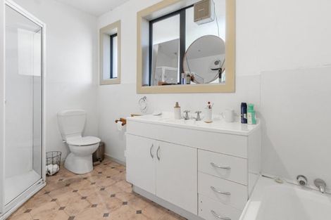 Photo of property in 195 Springs Road, Hornby, Christchurch, 8042