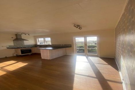 Photo of property in 152 Manuroa Road, Takanini, 2112