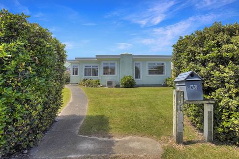 Photo of property in 68 Moana Street, Otaki Beach, Otaki, 5512