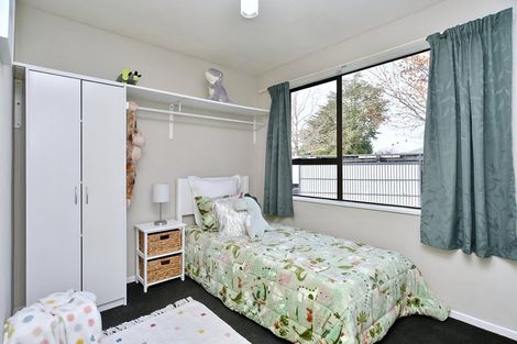 Photo of property in 31 Tyrone Street, Belfast, Christchurch, 8051