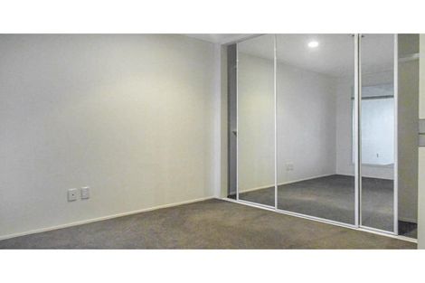 Photo of property in 175h Hurstmere Road, Takapuna, Auckland, 0622