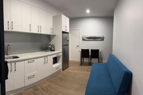 Photo of property in 21a Dominion Street, Takapuna, Auckland, 0622