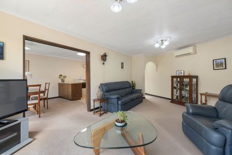 Photo of property in 35 Picton Avenue, Riccarton, Christchurch, 8011