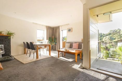 Photo of property in 53 Spinella Drive, Bayview, Auckland, 0629