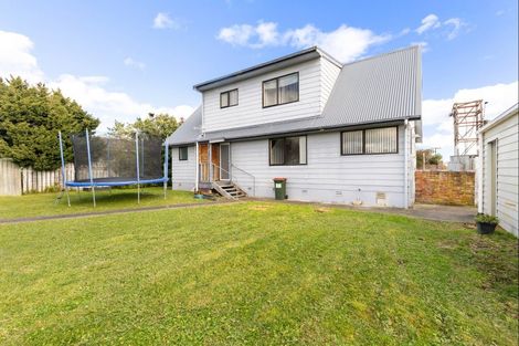 Photo of property in 34 Roberts Line, Kelvin Grove, Palmerston North, 4414