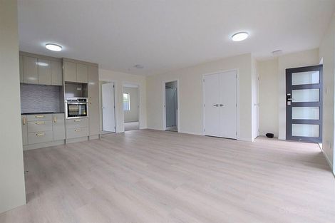Photo of property in 12 Pleasant Road, Glen Eden, Auckland, 0602