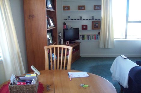 Photo of property in Hobson Court Flats, 35/70u Hobson Street, Thorndon, Wellington, 6011