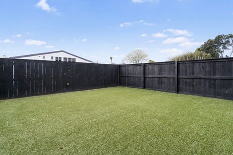 Photo of property in 1h/4045 Great North Road, Glen Eden, Auckland, 0602