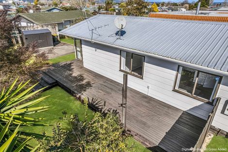 Photo of property in 5 Titoki Place, Edgecumbe, 3120