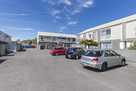Photo of property in 17/4u Dr Taylor Terrace, Johnsonville, Wellington, 6037