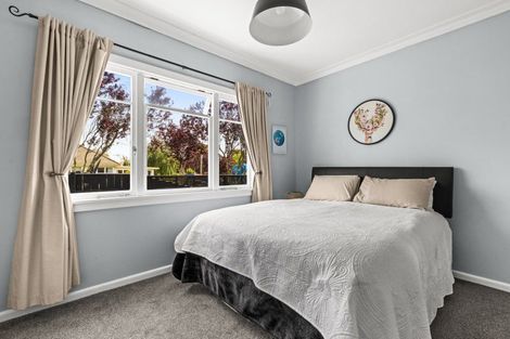 Photo of property in 10 Plassey Street, Havelock North, 4130