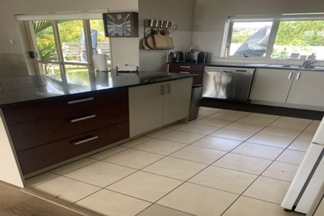 Photo of property in 11a Grainger Road, Te Atatu South, Auckland, 0610