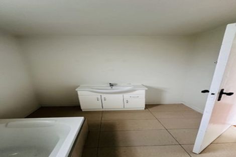 Photo of property in 86 Hinau Street, Castlecliff, Whanganui, 4501