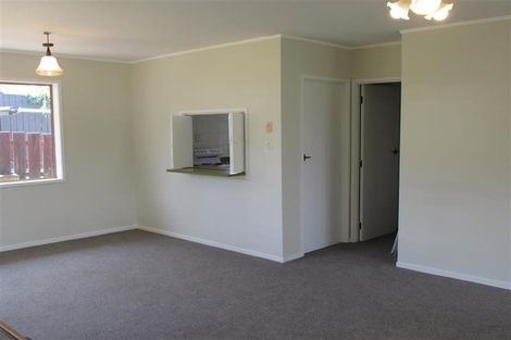 Photo of property in 35a/1 Coniston Avenue, Te Atatu South, Auckland, 0610