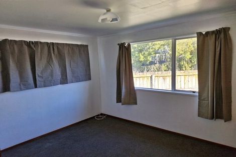 Photo of property in 6 Sabot Place, Massey, Auckland, 0614