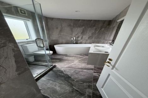 Photo of property in 124 Pemberton Avenue, Bayview, Auckland, 0629