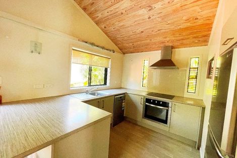 Photo of property in 85 Park Rise, Campbells Bay, Auckland, 0630