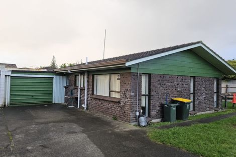 Photo of property in 2/21 Booker Place, Weymouth, Auckland, 2103
