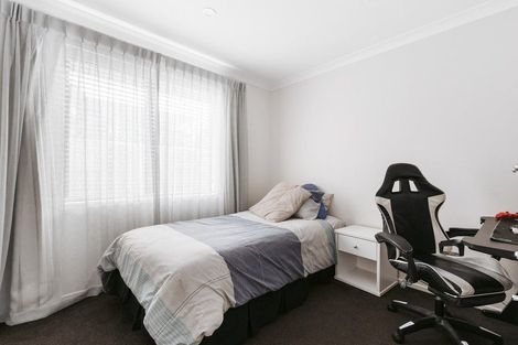 Photo of property in 8 Oyster Place, Omokoroa, 3114