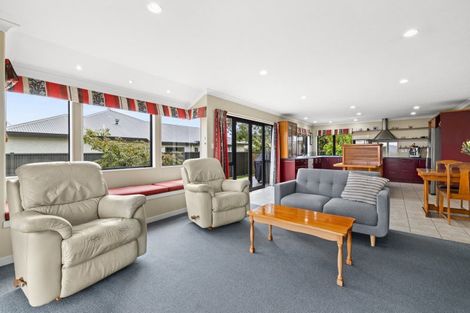 Photo of property in 12 Arcadia Lane, Havelock North, 4130