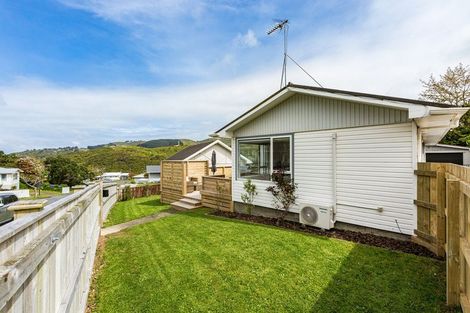 Photo of property in 10 Christchurch Crescent, Kelson, Lower Hutt, 5010
