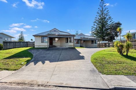 Photo of property in 19 Hoterini Street, Ohope, 3121