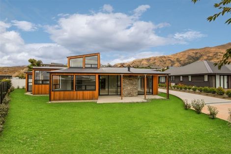 Photo of property in 39 Hyland Street, Wanaka, 9305