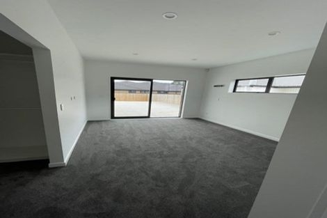 Photo of property in 6 Paihere Street, Huapai, Kumeu, 0810