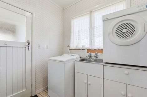 Photo of property in 45 Caffray Avenue, Aramoho, Whanganui, 4500