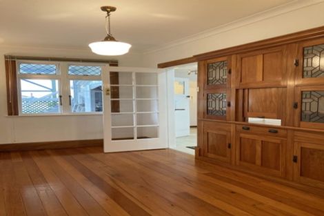 Photo of property in 195 Derwent Street, Island Bay, Wellington, 6023