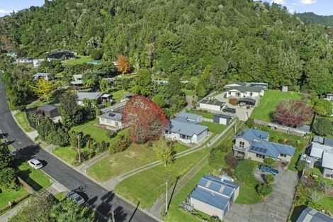 Photo of property in 42 Oxford Road, Lake Rotoma, Rotorua, 3074