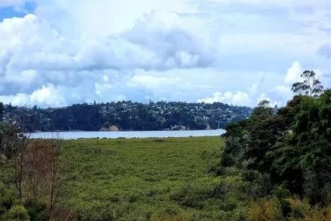 Photo of property in 30 Pukeko Road, Hobsonville, 0616