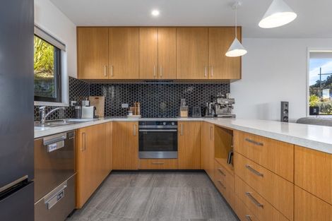 Photo of property in 27 Holystone Road, Whitby, Porirua, 5024