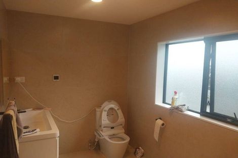 Photo of property in 86 Fairview Avenue, Fairview Heights, Auckland, 0632