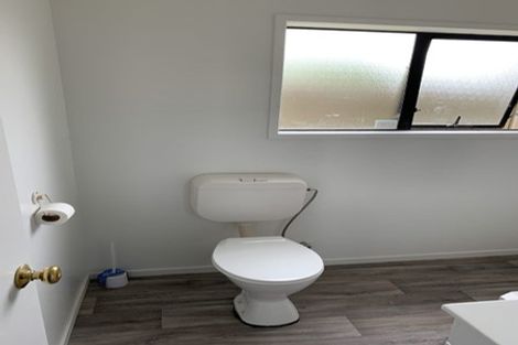 Photo of property in 108 Portage Road, New Lynn, Auckland, 0600