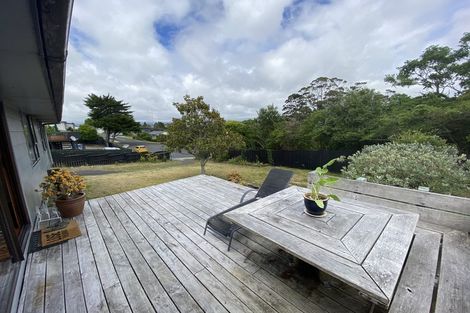 Photo of property in 10 Rapaki Place, Te Atatu Peninsula, Auckland, 0610