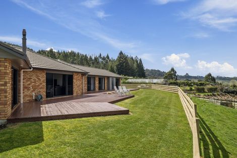Photo of property in 4 Atkins Lane, Hamurana, Rotorua, 3097
