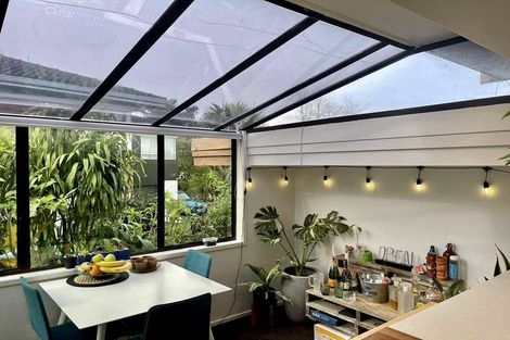 Photo of property in 2/2 Northwick Place, Hillcrest, Auckland, 0627