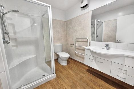 Photo of property in 15 Athol Terrace, Upper Riccarton, Christchurch, 8041