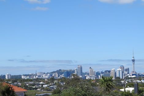 Photo of property in 14 Fentham Road, Hauraki, Auckland, 0622