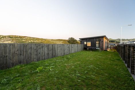 Photo of property in 37 Schooner Drive, Whitby, Porirua, 5024